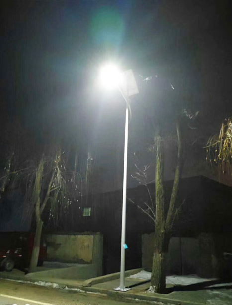 积石山县德令哈太阳能路灯项目