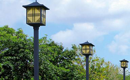 太阳能德令哈庭院灯怎么选亮度与续航更耐用 太阳能德令哈庭院灯怎么选亮度与续航更耐用